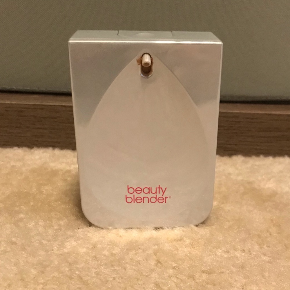 Beauty Blender Bounce Foundation